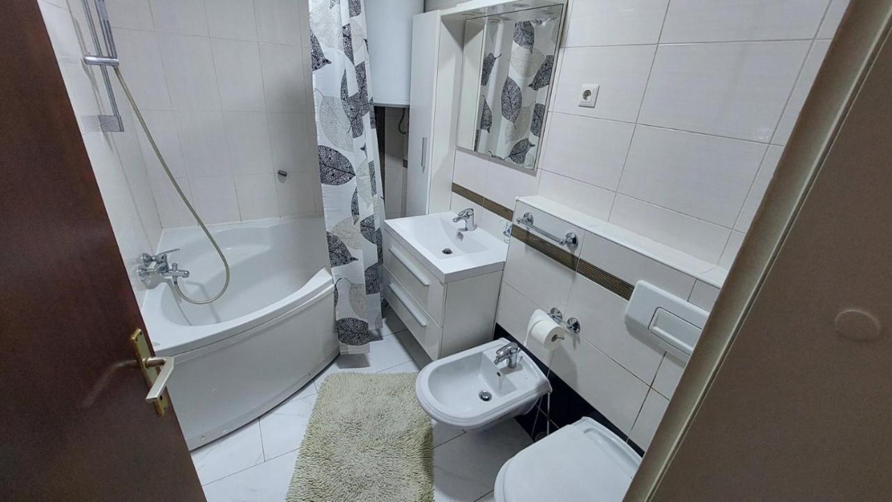 Apartment Aynur Bihac